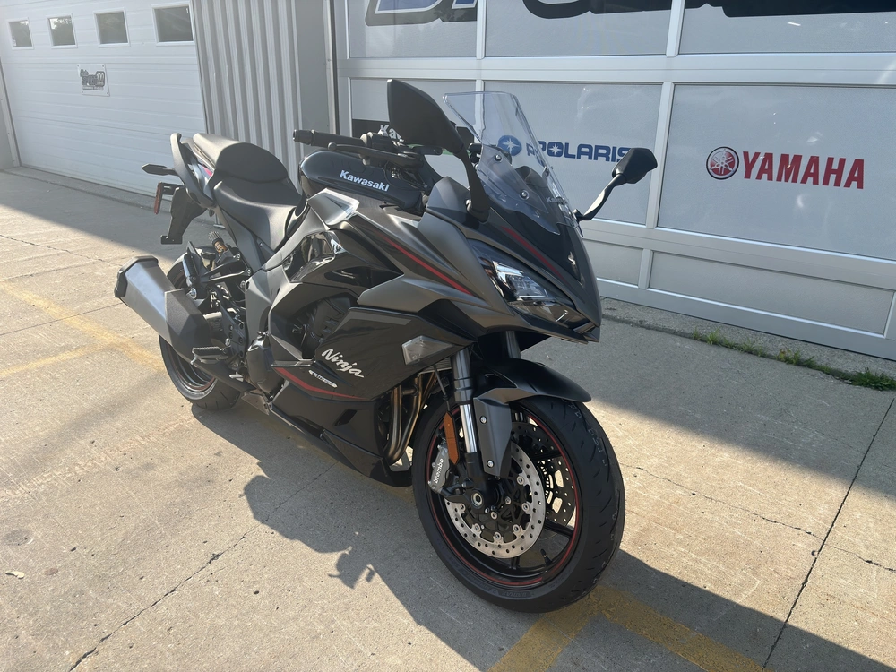 Kawasaki Ninja 1100sx Se 2025 alt