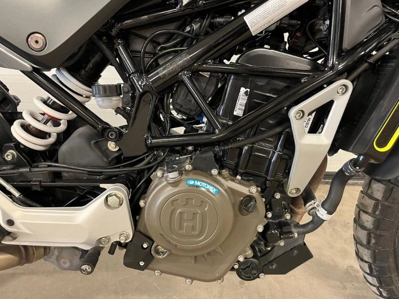 2020 Husqvarna Svartpilen 401 alt