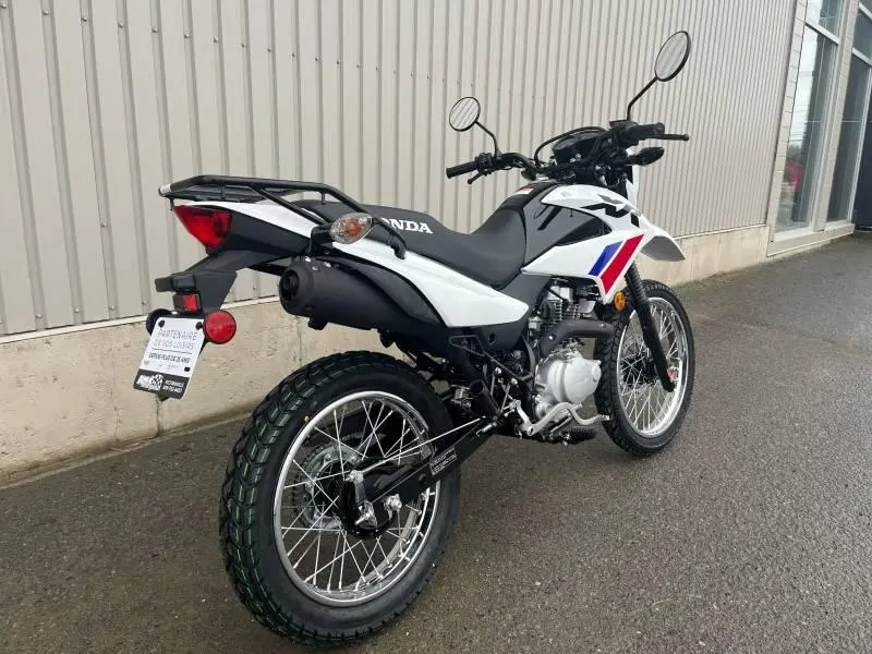 2025 Honda XR150LS