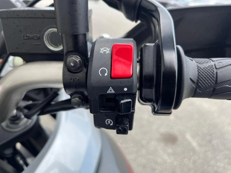 Suzuki V-strom 1000x 2018 alt
