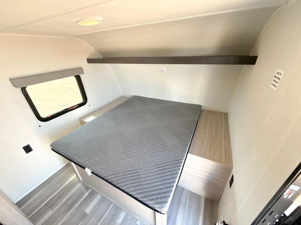 2025 Avenir Avenir A17rb alt