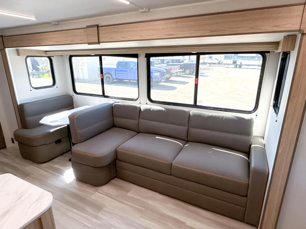 2025 Avenir Avenir A-24rb Travel Trailer alt