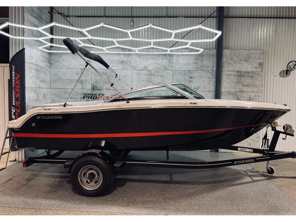 Four Winns H180 | V6 4.3 Volvo 200HP 2018