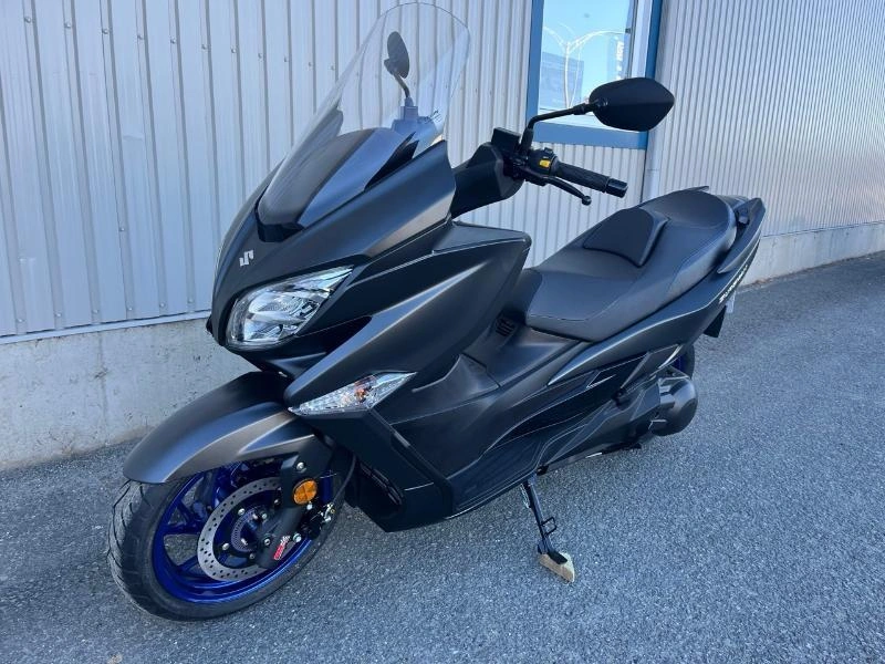 2024 Suzuki Burgman 400 alt