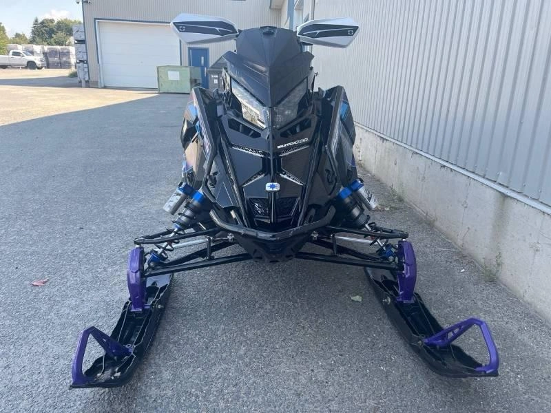 Polaris Switchback 9r Assault 146 Le 70 Th 2025 alt