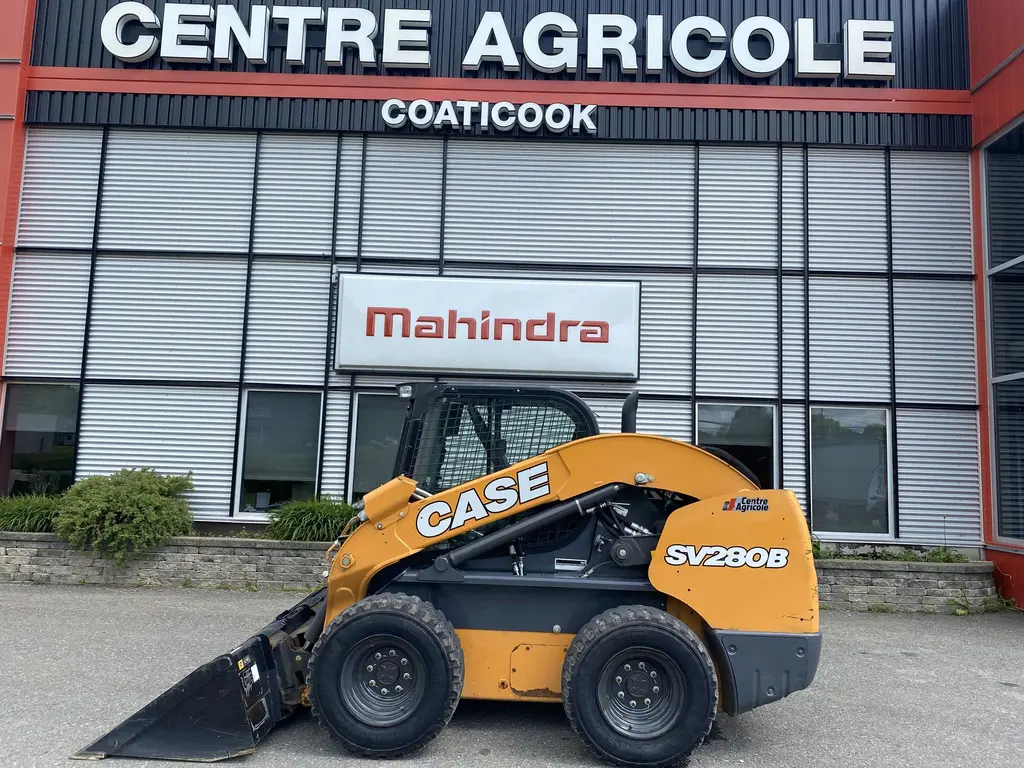 2023 Case SV280B