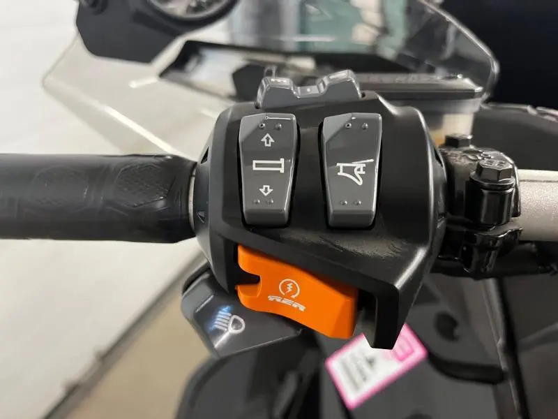 2018 Ski-Doo RENEGADE 850X E-TEC