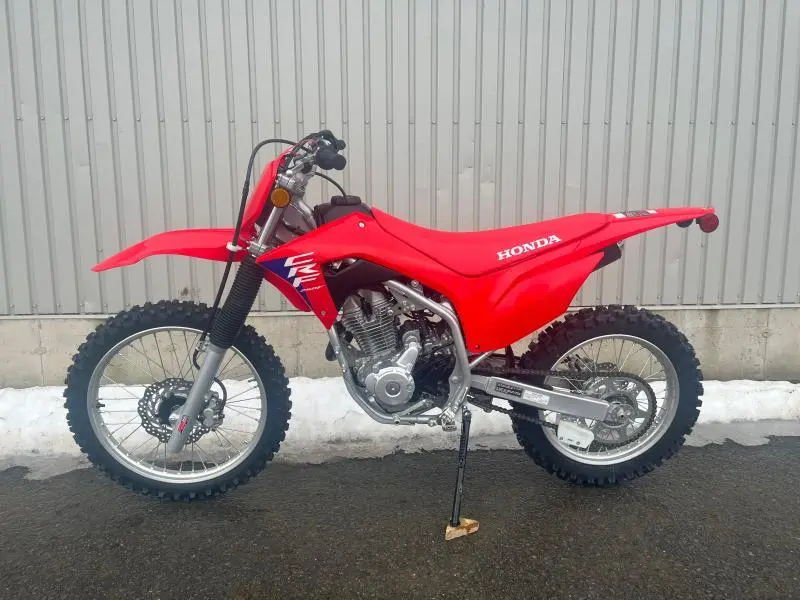2025 Honda CRF250F thumbnail 12
