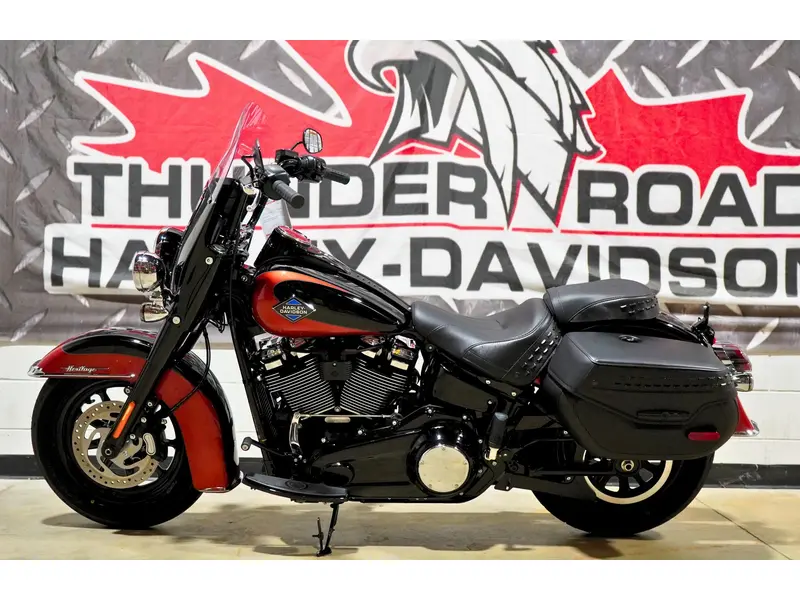 2025 Harley-Davidson FLHC HERITAGE CLASSIC