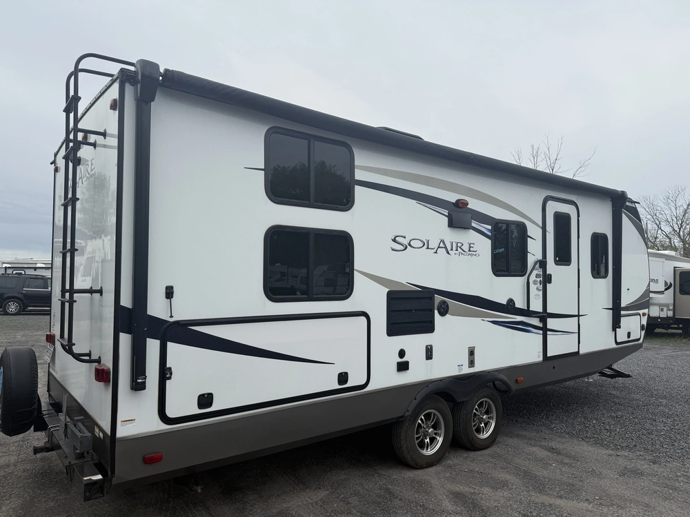 Palomino Solaire 240bhs 2019 alt