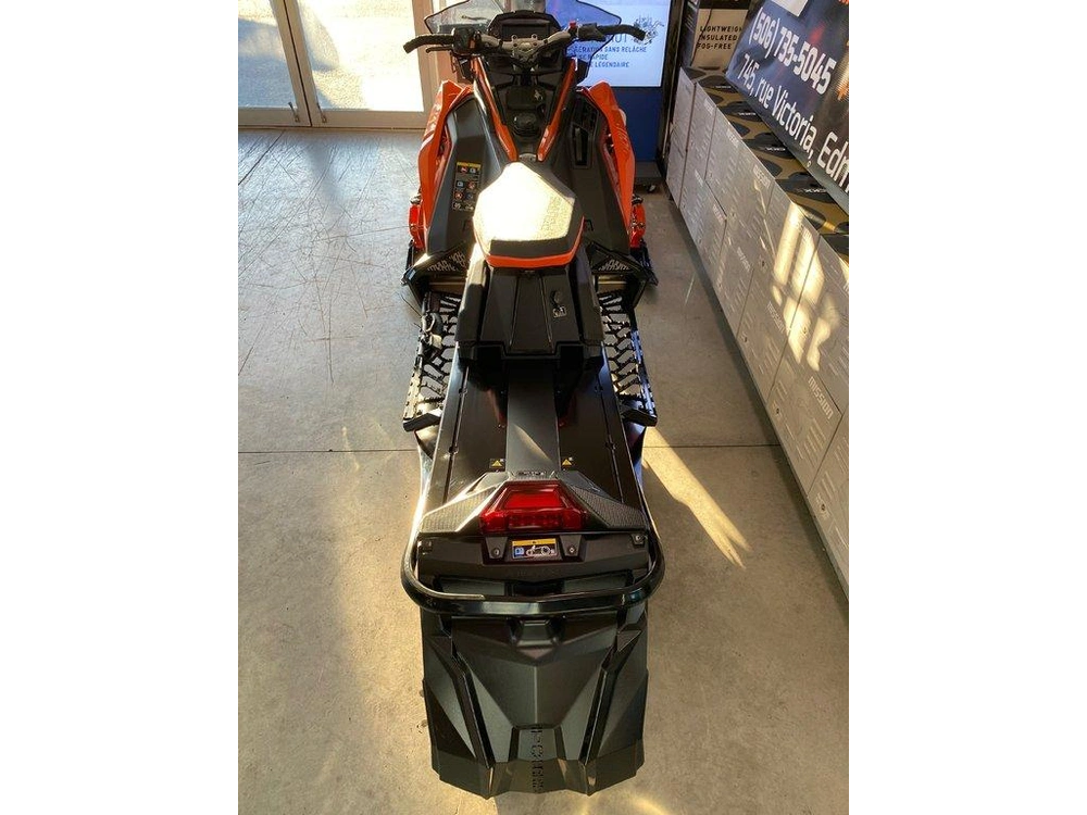 2024 Polaris Boost Indy Vr1 137 Es alt