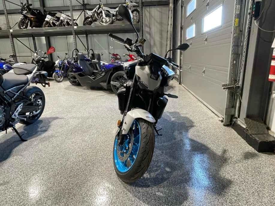 Yamaha Mt-09 2025 alt