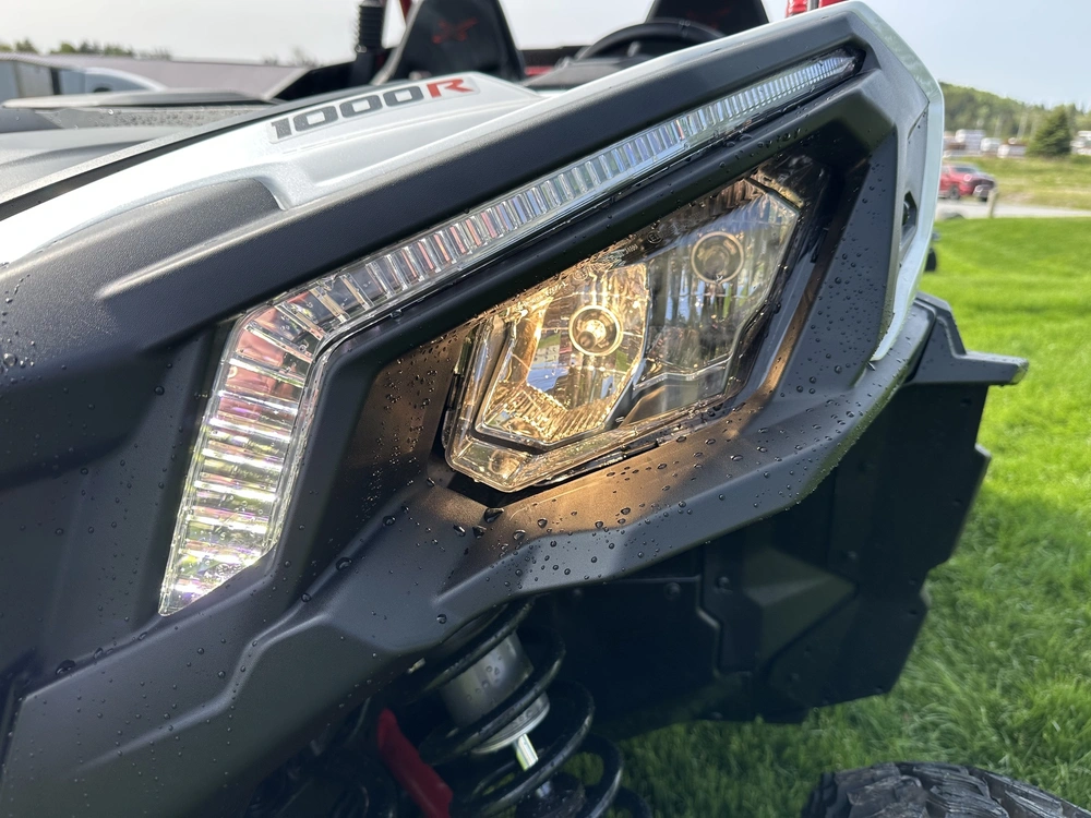 2025 Can-am Maverick Sport Xrc 1000r $72/wk alt