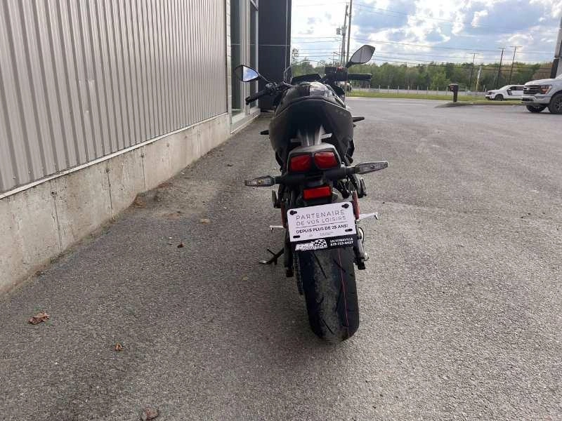 Suzuki Gsx-8r 2025 alt