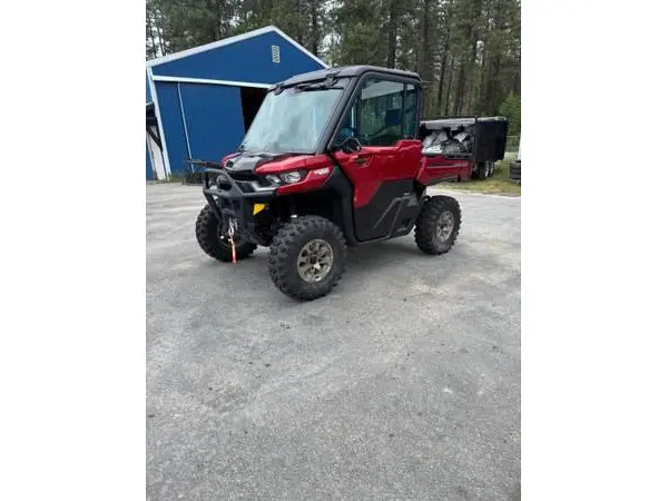 2024 Can-Am DEFENDER LIMITED CAB HD10