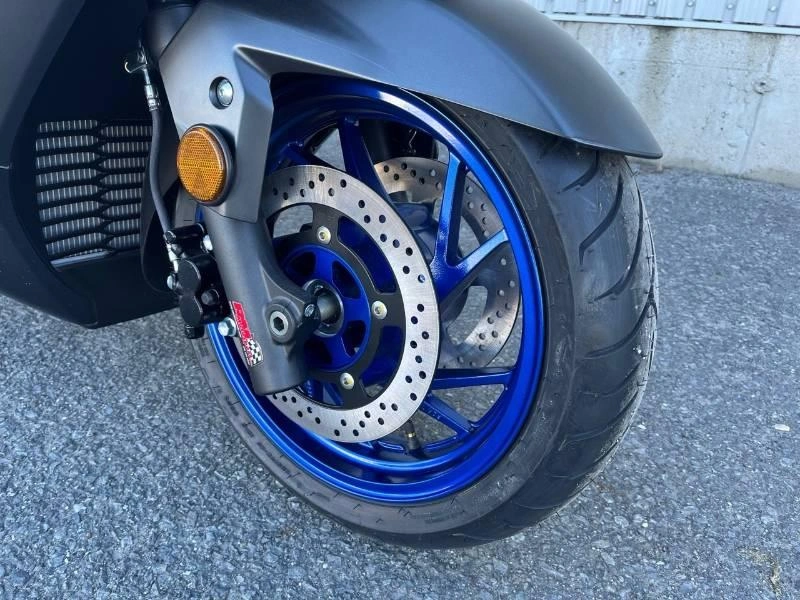 2024 Suzuki Burgman 400 alt