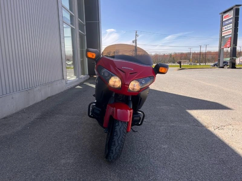 Honda Gold Wing F6b 2014 alt