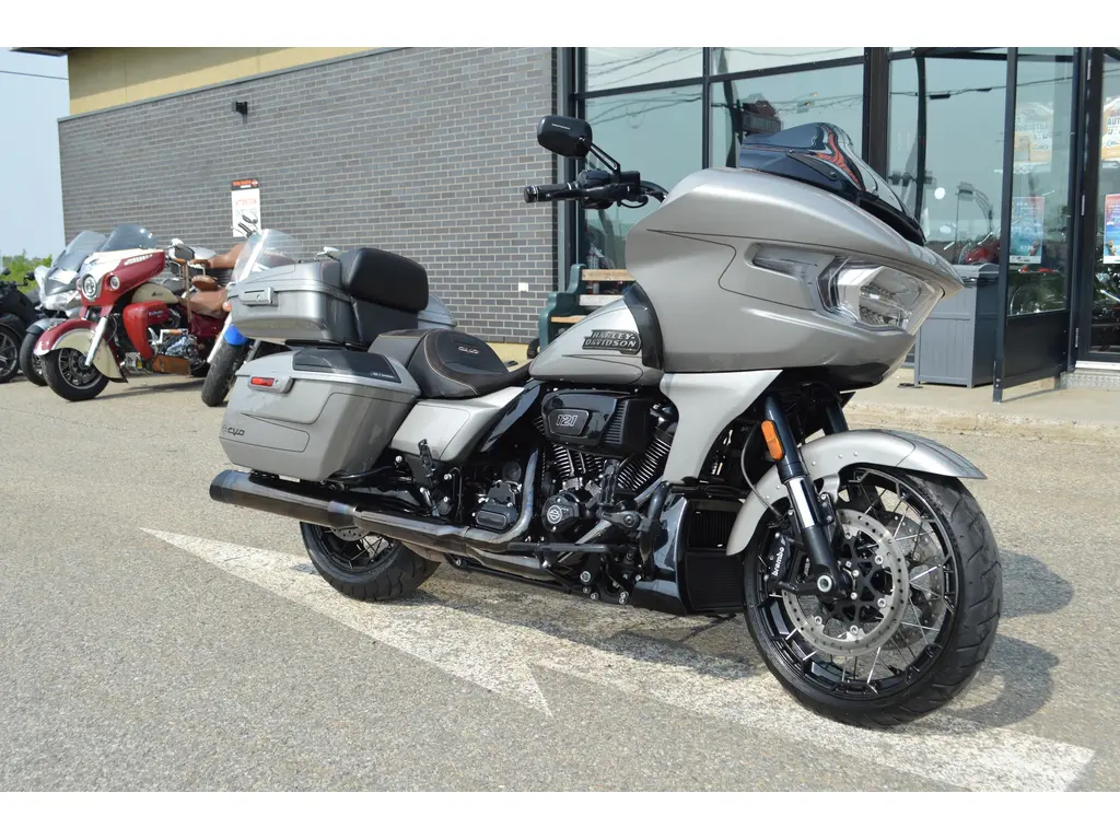 Harley-Davidson FLTRXSE  2023