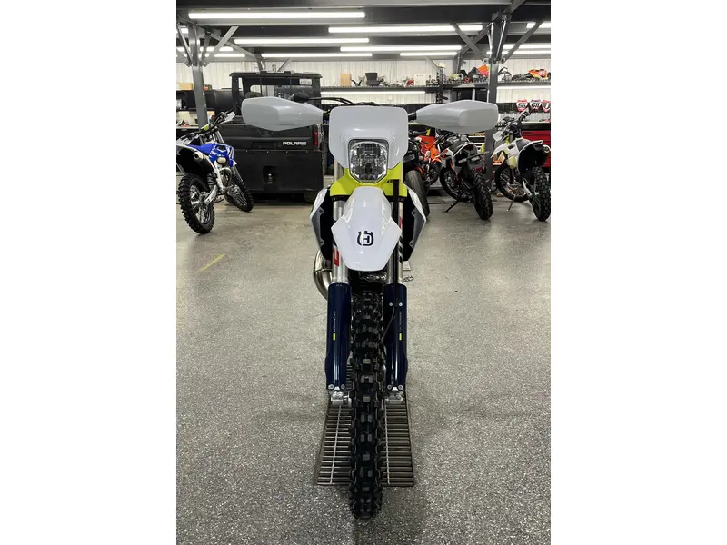 2025 Husqvarna TE 150