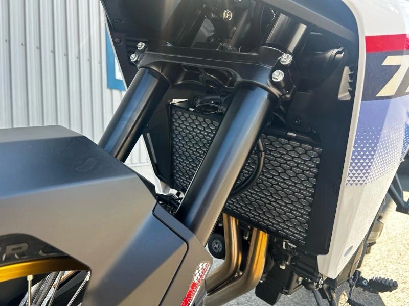 Honda Transalp 2025 alt