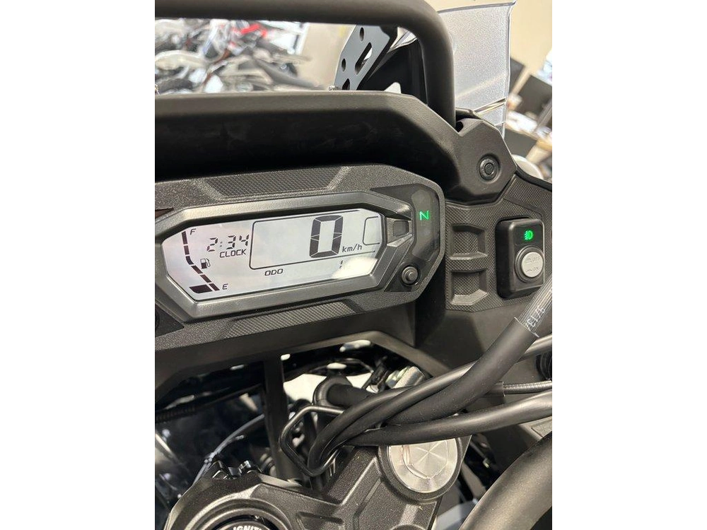 2025 Kawasaki Klr650 Adventure alt