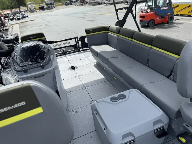 Sea-Doo SWITCH FISH 18' 170 HP 2025