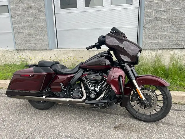 Harley-Davidson CVO Street GlideFLHXSE 2019