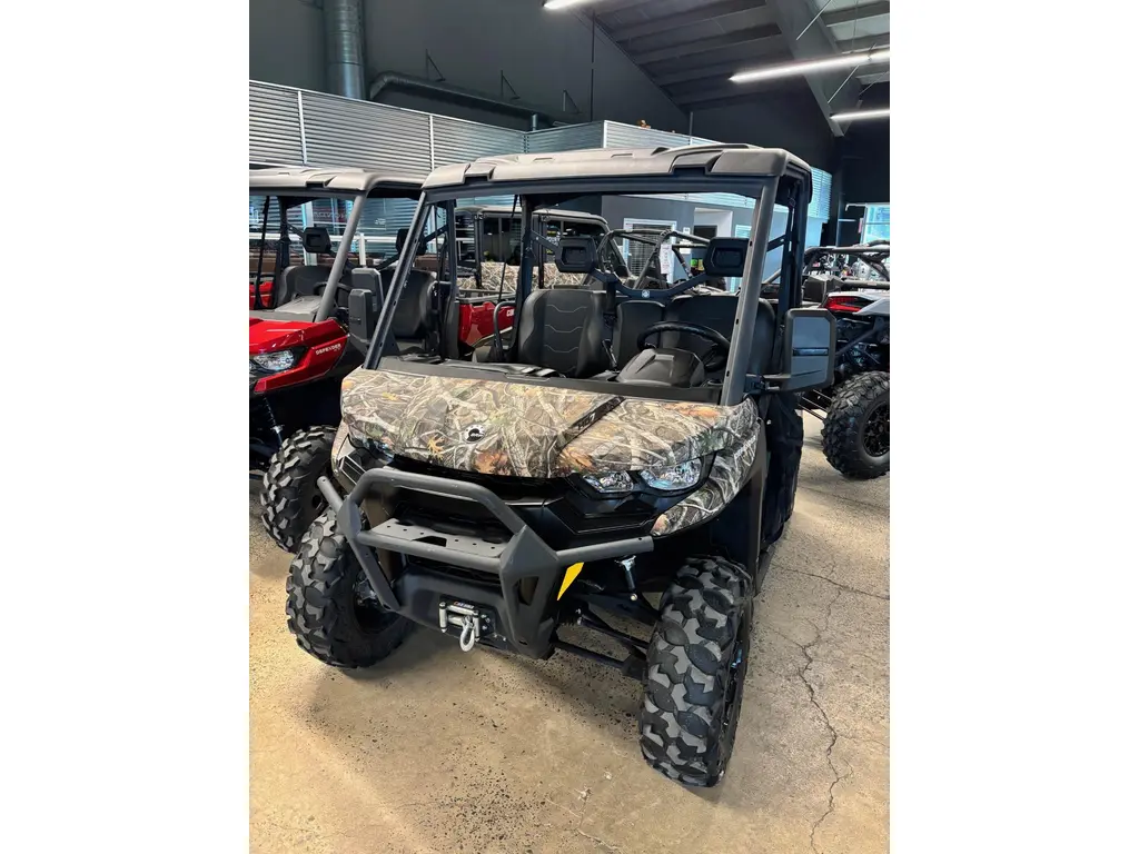 2024 Can-Am defender xt hd7