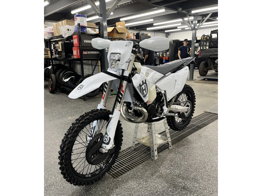 Husqvarna Te 300 Pro 2025 alt