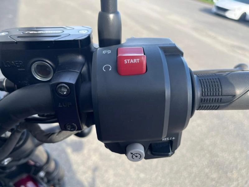2021 Honda Rebel 1100 alt