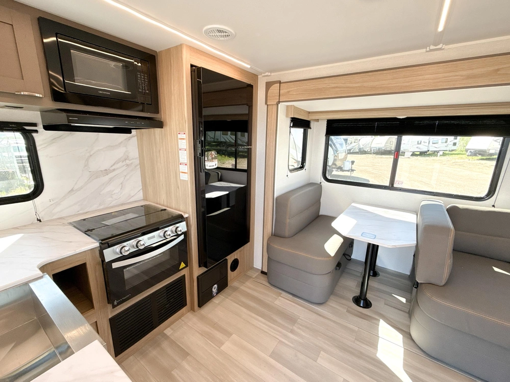 2025 Avenir Avenir A-25rk alt