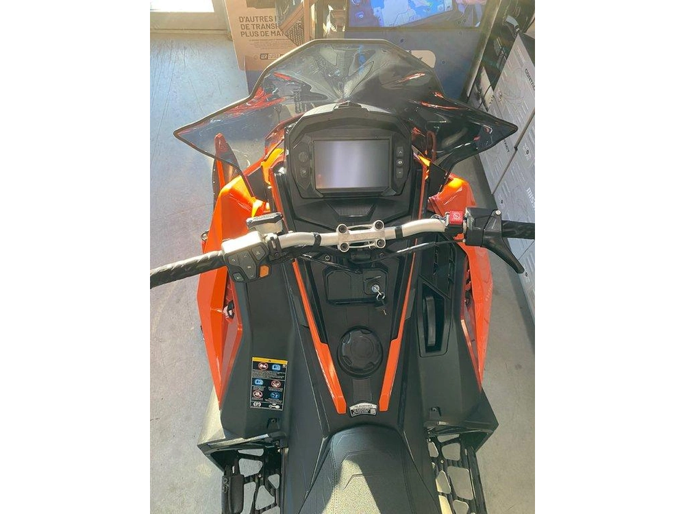 2024 Polaris Boost Indy Vr1 137 Es alt