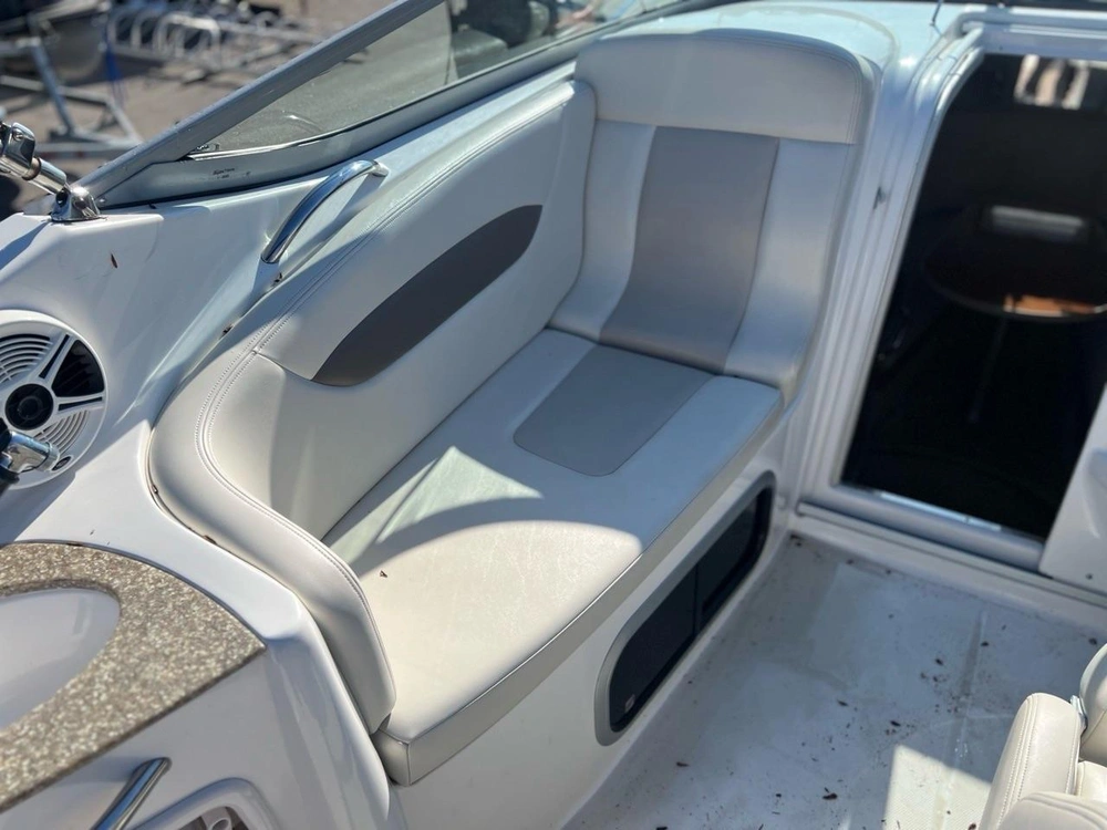 Chaparral Signature 250 2008 alt