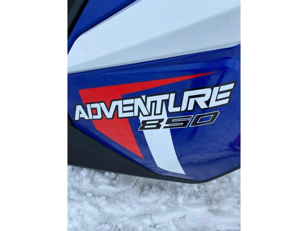 2023 Polaris Indy Adventure 850 137 alt