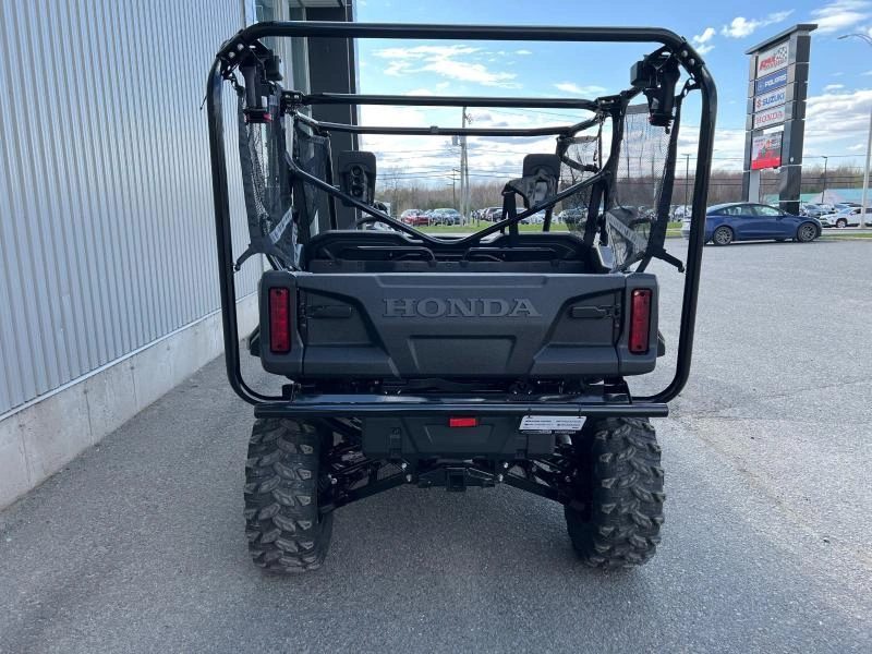 2024 Honda Pioneer 1000 5 Pl Trail Edition alt