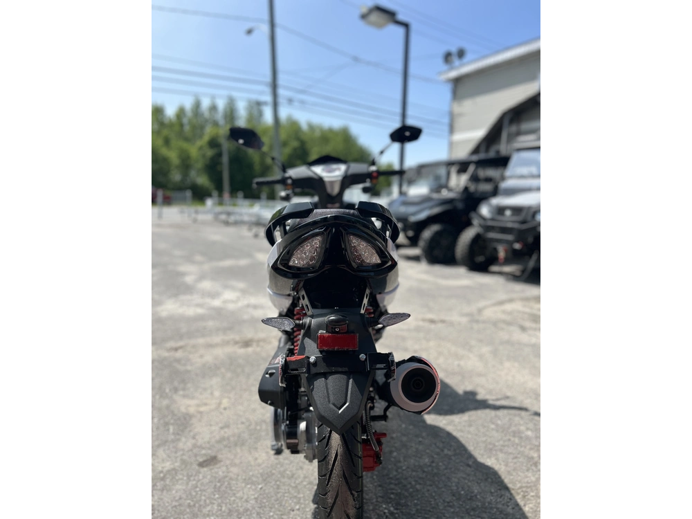 Scootterre Voyageur 2023 alt