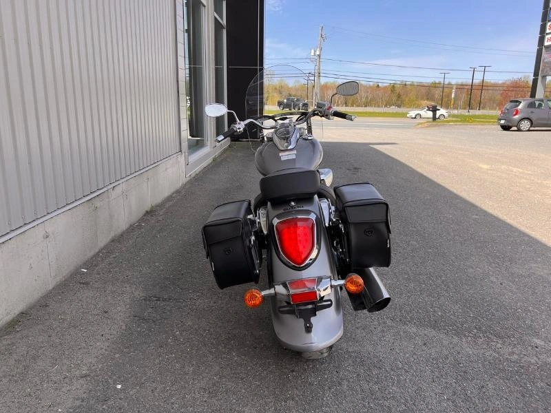2018 Suzuki Boulevard C50 alt