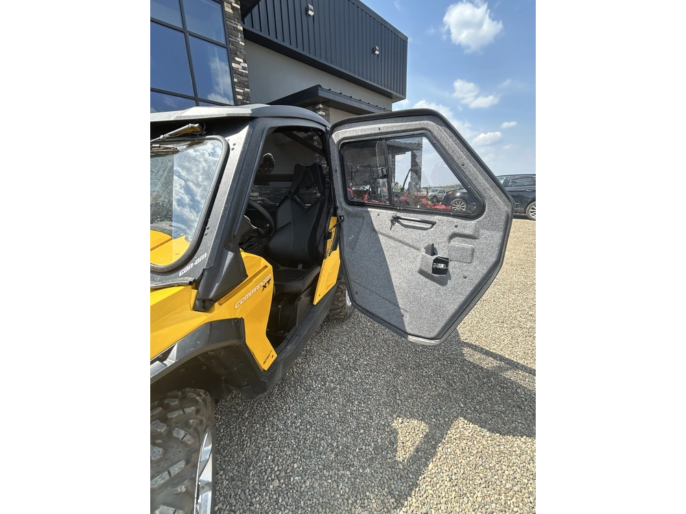 2017 Can-am Ssv Commander Xt 800refi Y 17 alt