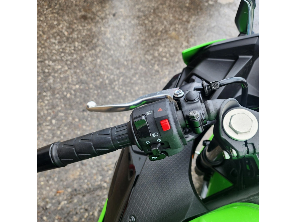 2025 Kawasaki Ninja 500 Se Krt Edition alt