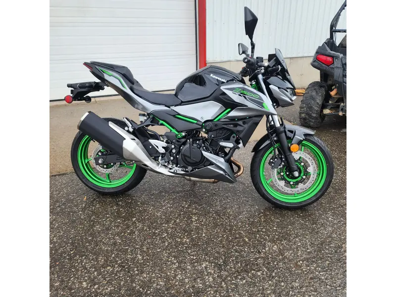 2025 Kawasaki Z500 SE