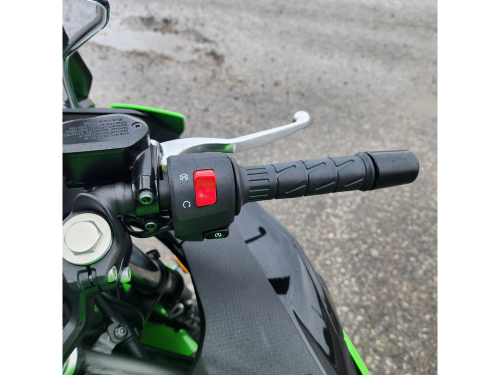 2025 Kawasaki Ninja 500 Se Krt Edition alt