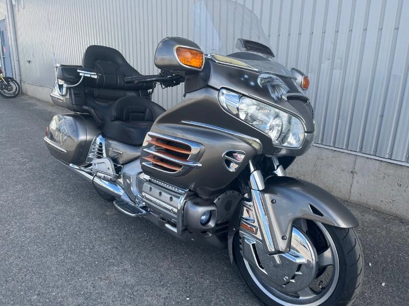 2006 Honda Gold Wing 1800 alt