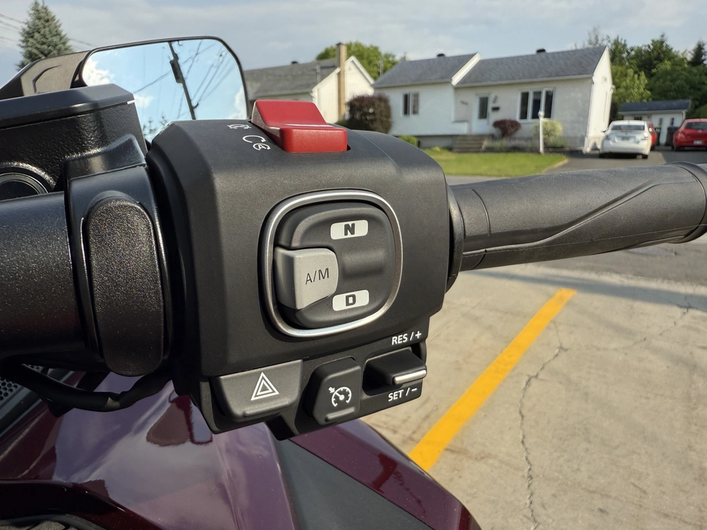 Honda Gold Wing Tour Dct 2025 alt