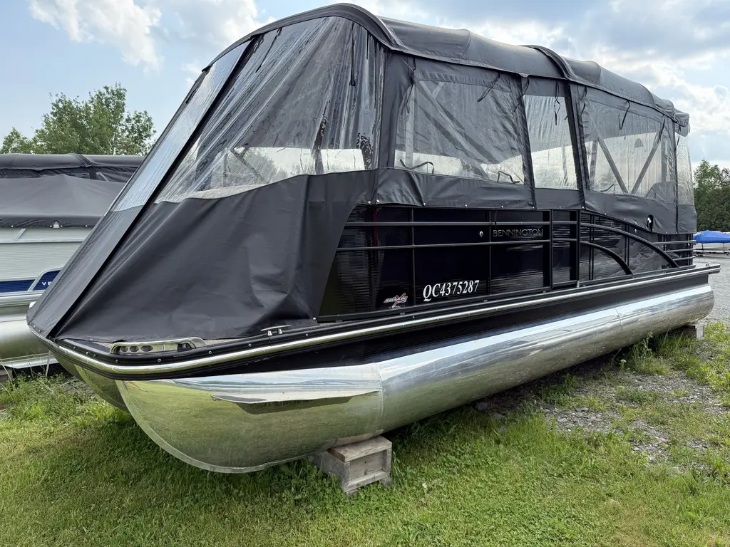 2014 BENNINGTON 2350 RBR