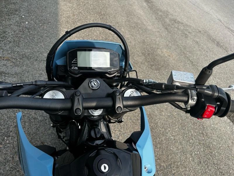 Suzuki Dr-z4sm 2025 alt