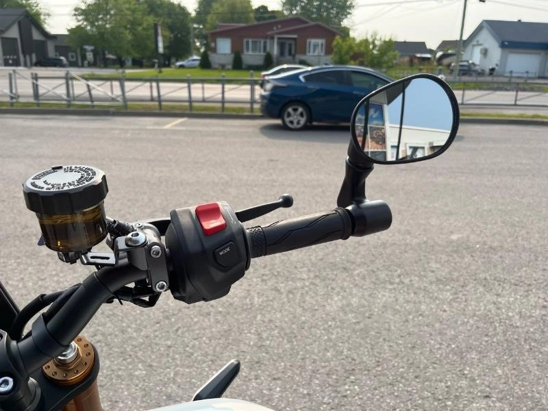 Yamaha Xsr900 2025 alt
