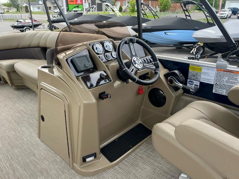Sylvan Mirage 8522 Party Fish 115hp 2026 alt