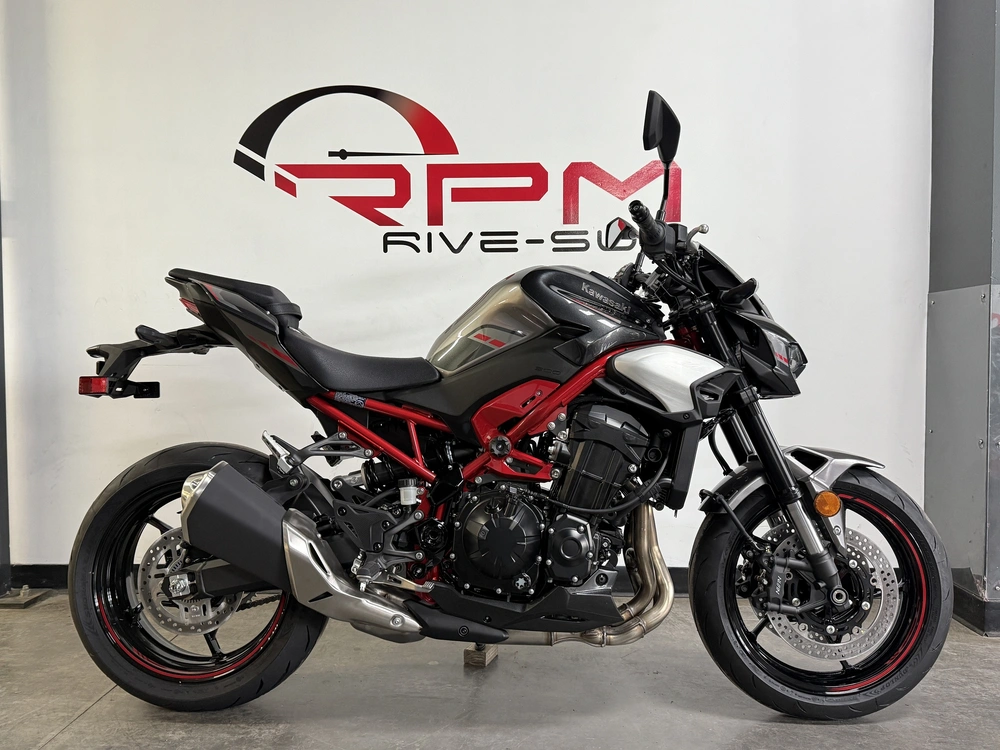 2025 Kawasaki Z900 *5.99% Jusqu'à 84 Mois💳 alt