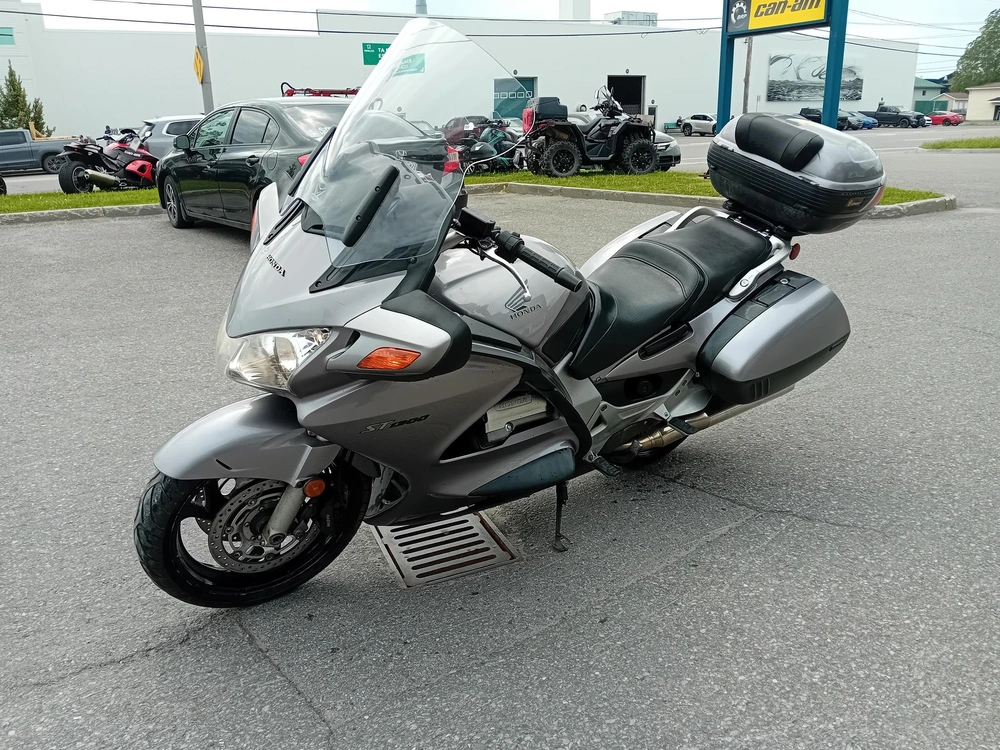 Honda St1300 2003 alt