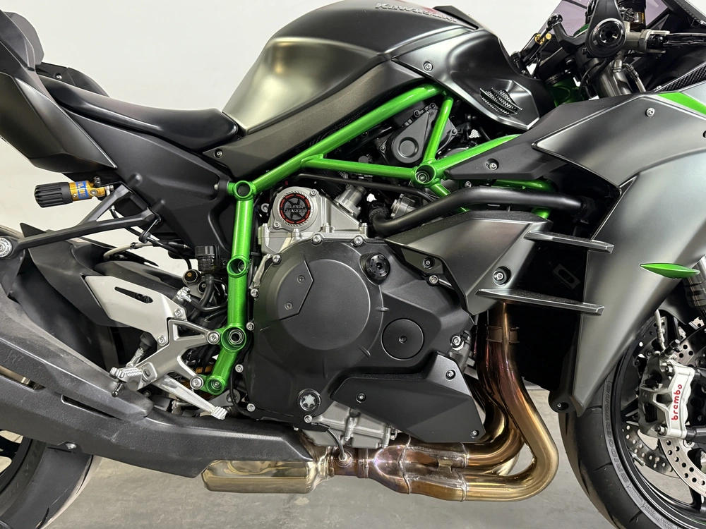 2024 Kawasaki H2 Carbon Démo alt